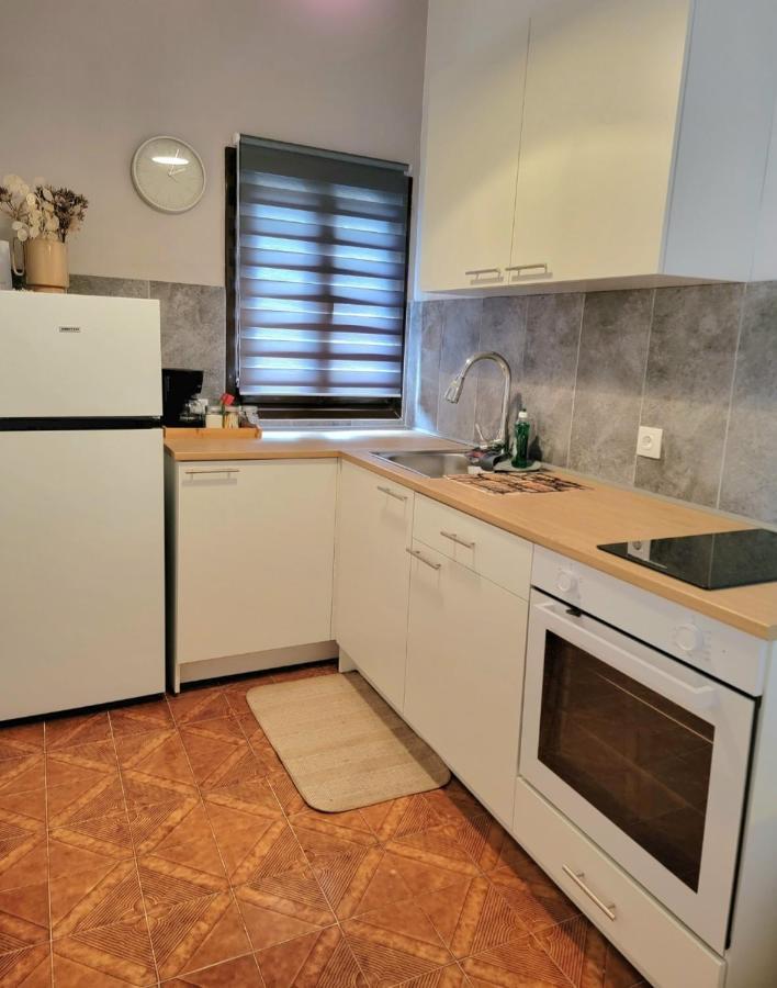 Ayerina Ground Floor Apartment Ариллас Экстерьер фото
